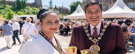 Mayor and Mayoress at Street Eat.