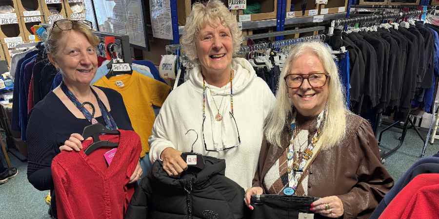 Councillor Sue Smith with library staff.