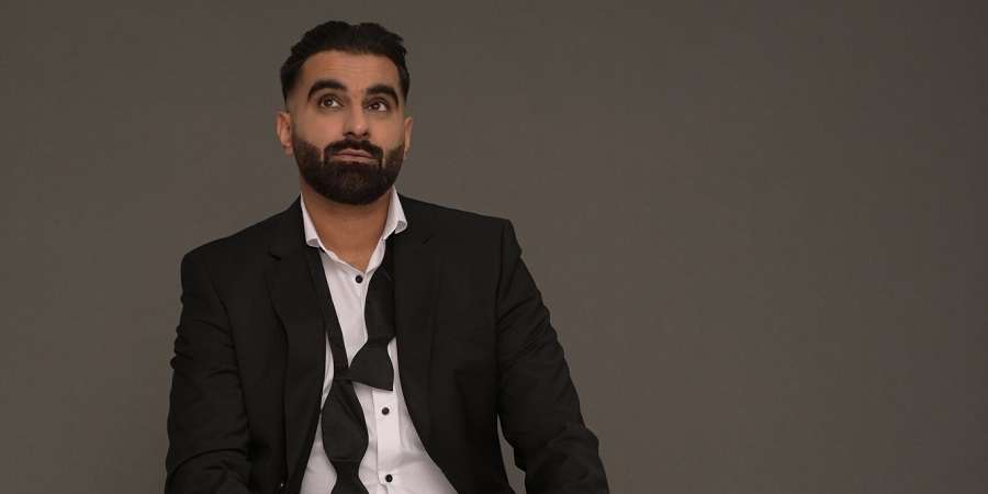 Tez Ilyas.