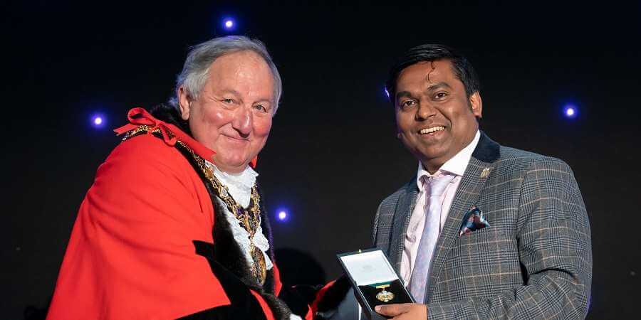 Mayor, Councillor Mike Holly with Councillor Ali Ahmed.