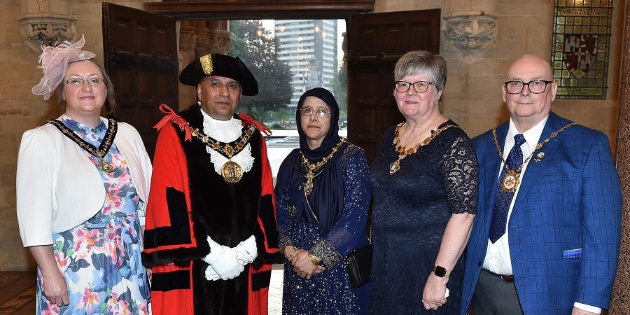 Councillor Rachel Massey, mayor Shakil Ahmed, mayoress Robina Bi, deputy mayor Janet Emsley and deputy consort Ken Emsley.