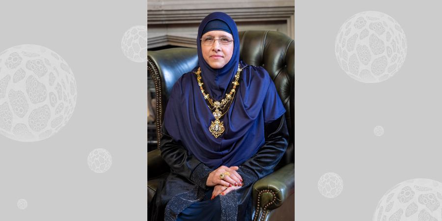 A photograph of Mayoress Mrs Robina Bi.