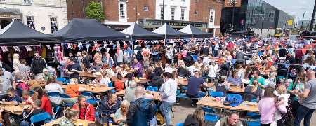 Crowds at Street Eat.