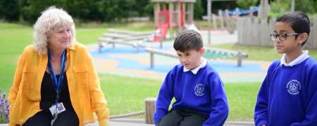 Councillor Tricia Ayrton meeting school pupils.