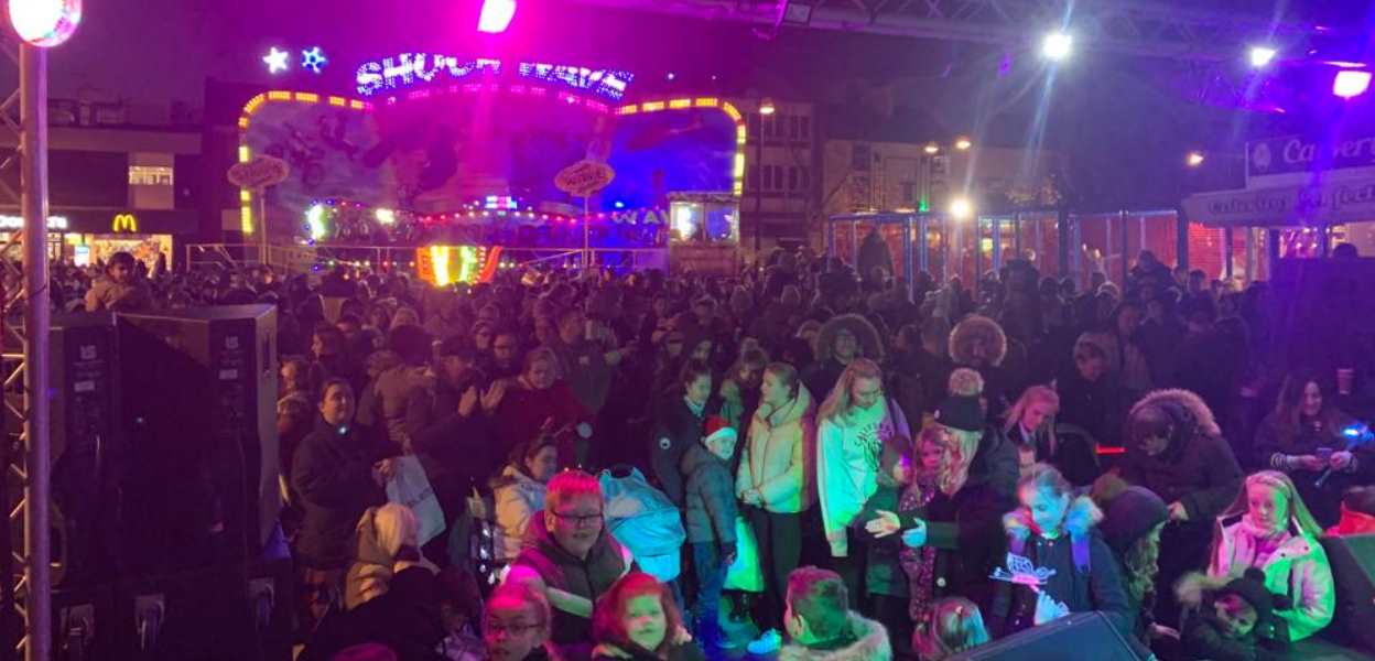 Visitors to Middleton Christmas Switch-on.