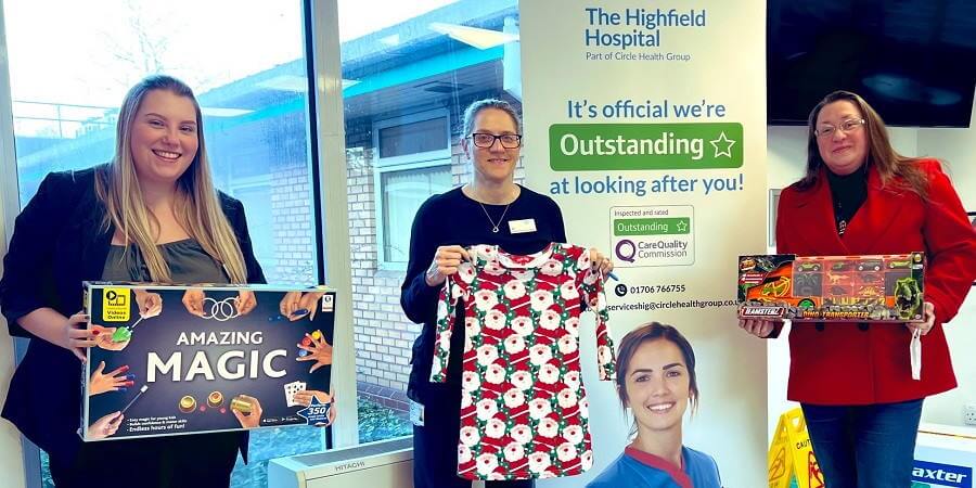 Councillor Rachel Massey with staff and gifts at Highfield Hospital.