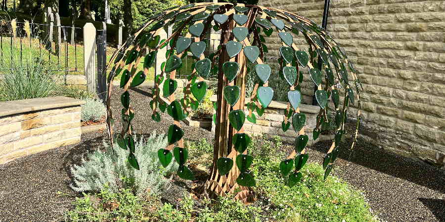 The memorial tree at West Lodge.